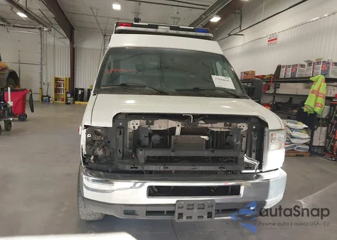 2014 Ford E-350 Super Duty Commercial из США, поврежденный, VIN 1FDSS3EL4EDB13310